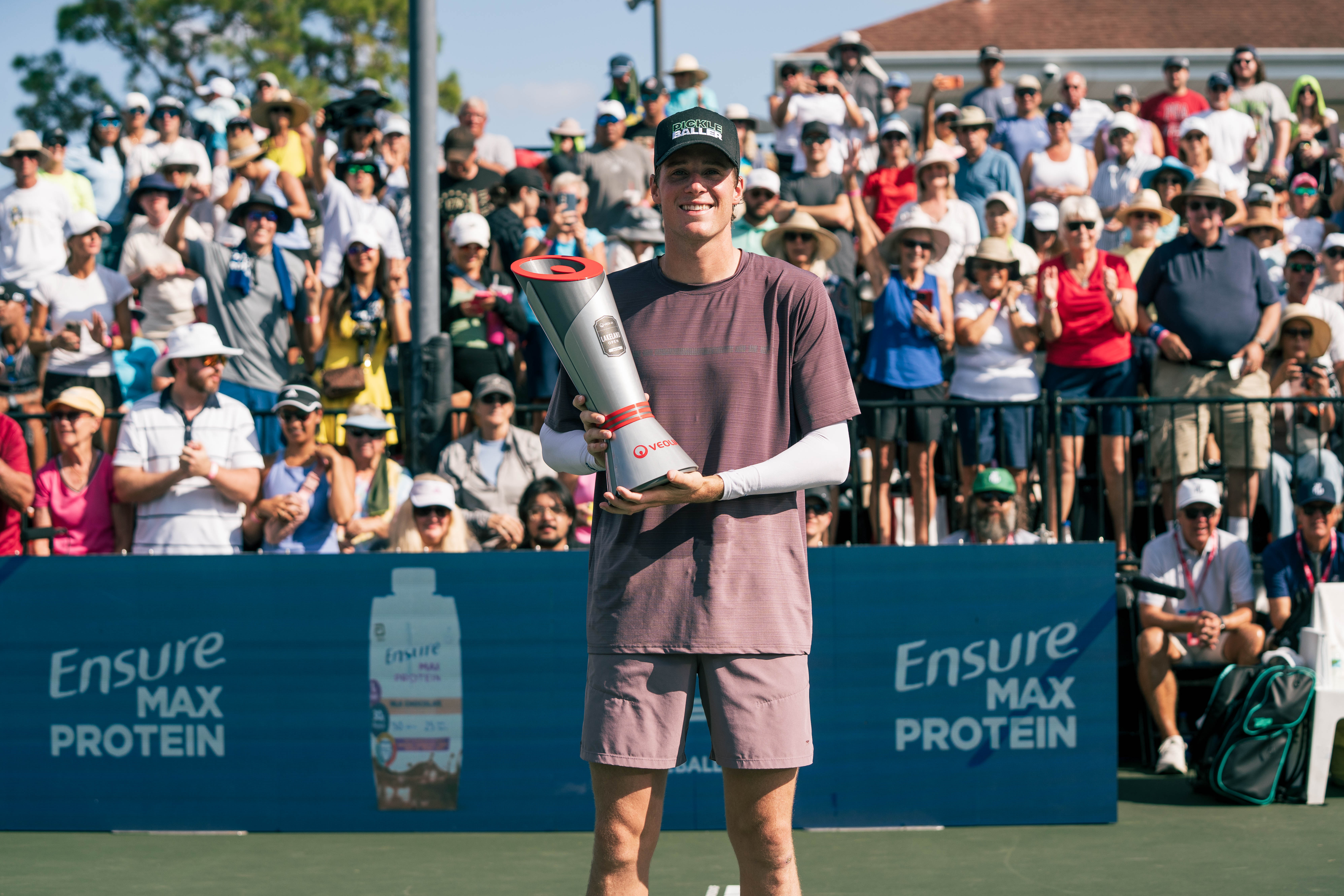 Roscoe Bellamy with PPA trophy